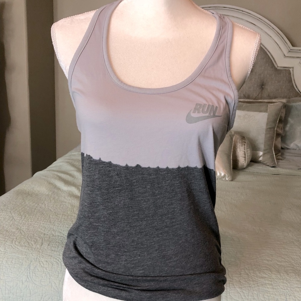 Nike tank